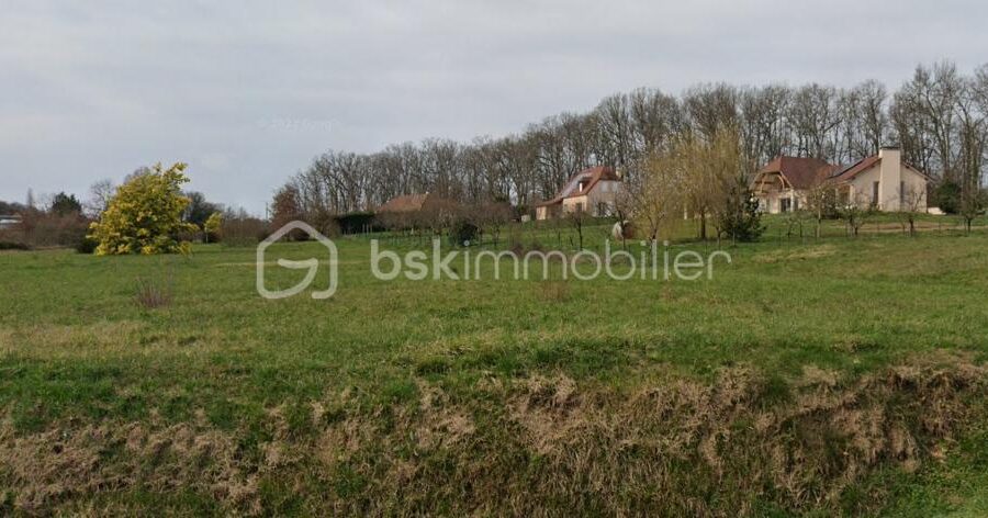 Terrain à vendre à Corbere aberes