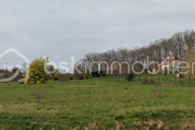 Terrain à vendre à Corbère-Abères