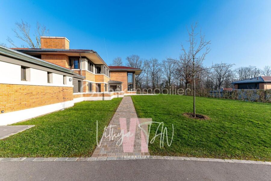 Maison à vendre à Magny le hongre