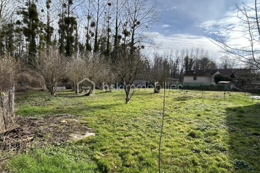 Terrain à vendre à Longueville