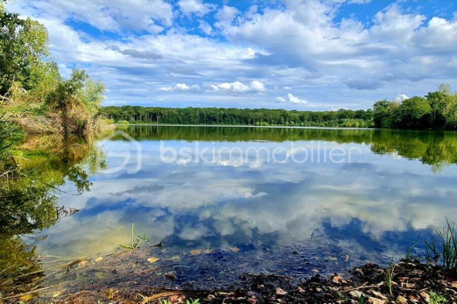 Terrain à vendre à Charette varennes