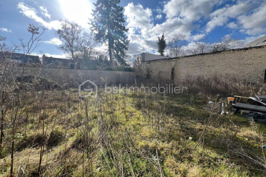 Terrain à vendre à Etampes