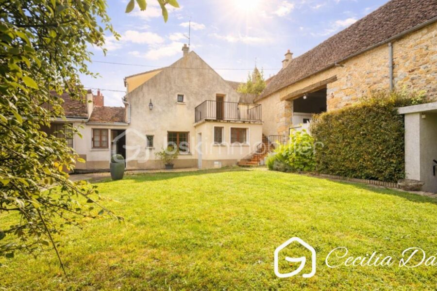 Maison à vendre à Villemanoche