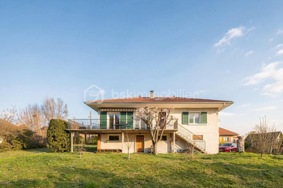 Maison à vendre à Sales