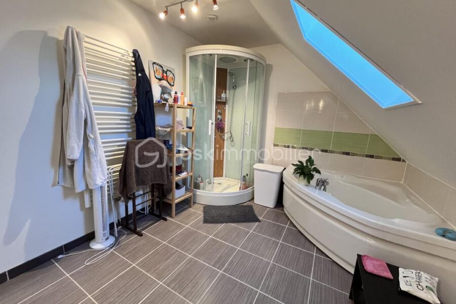 Maison à vendre à Champvoux
