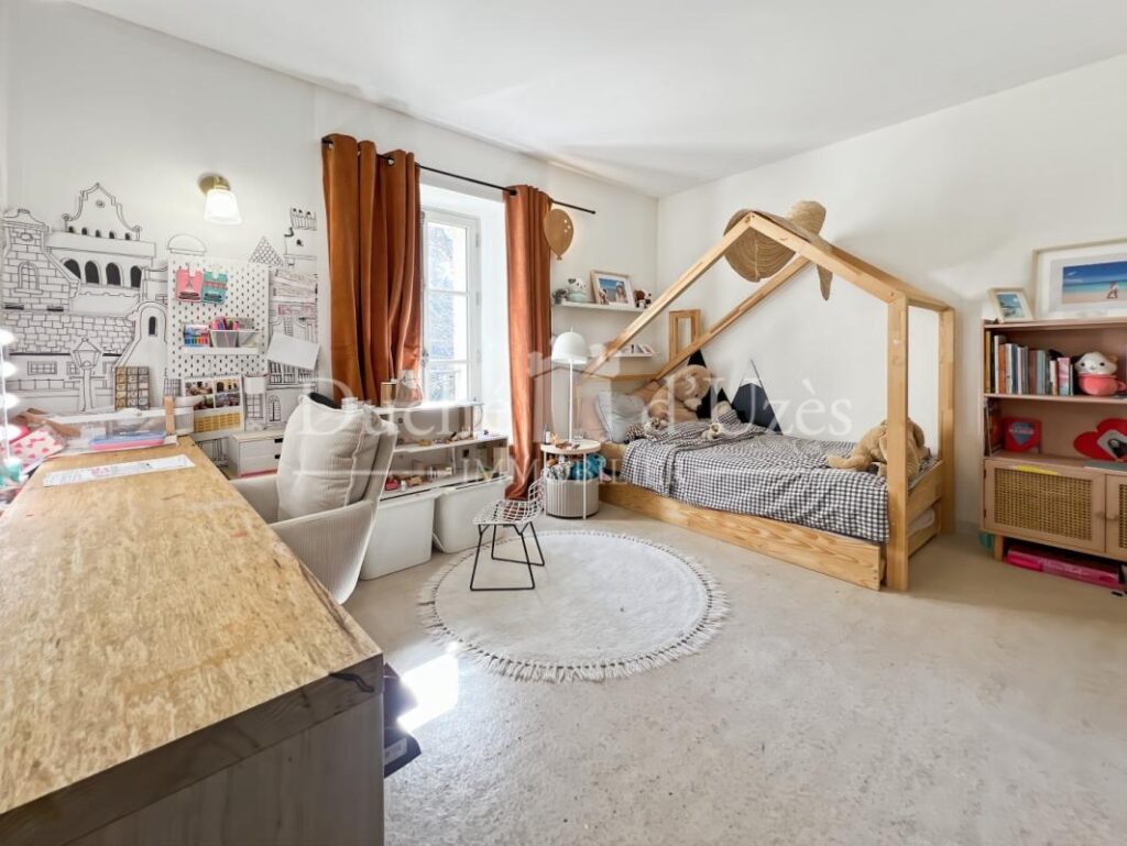Maison – 5 pièces – 4 chambres – 131 m²