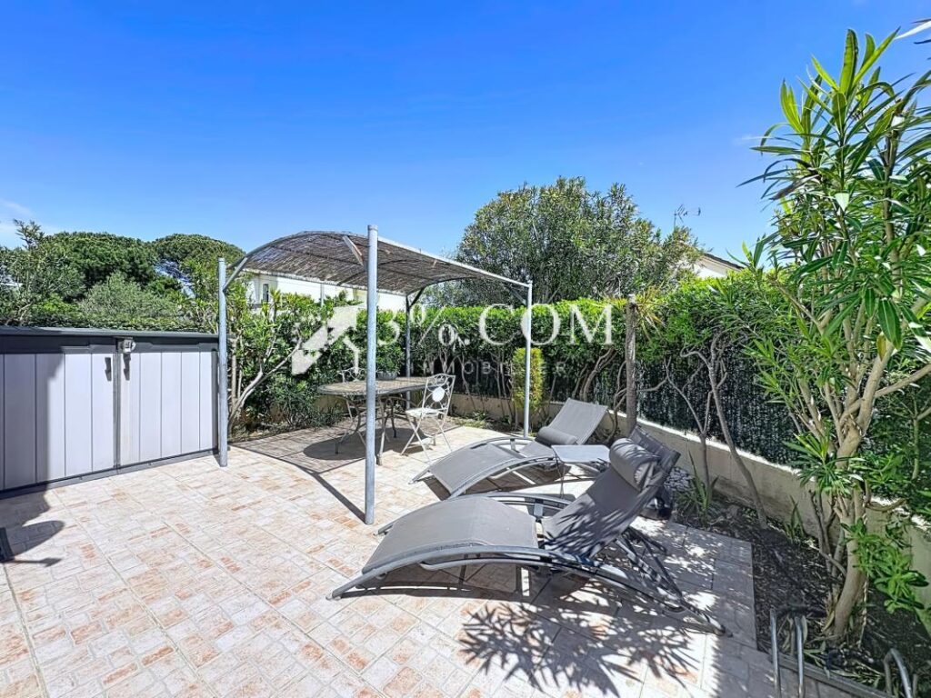Charmant pavillon 4 pièces de 32.5 m2 avec terrasse de 32 m2 – 4 pièces – 2 chambres – 32 m²