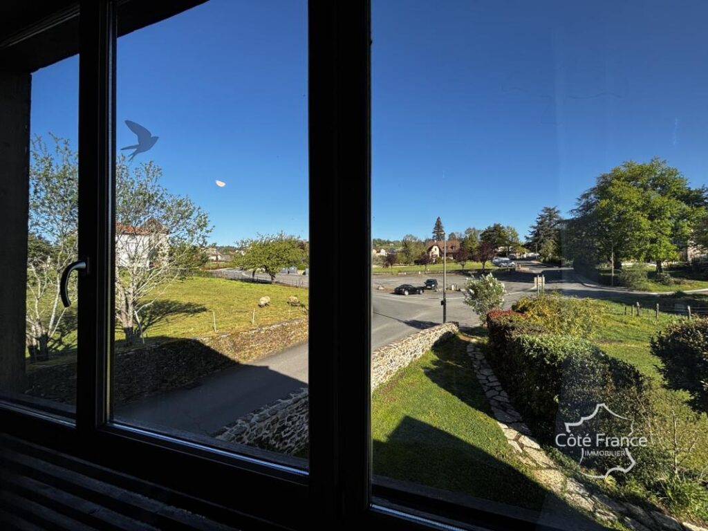 Maison d&rsquo;architecture exceptionnelle de 265 m2 habitable à S – 5 pièces – 4 chambres – 267 m²
