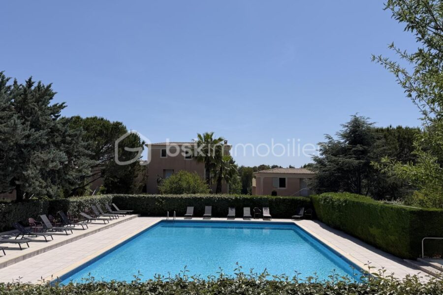 Maison à vendre à Villeneuve loubet