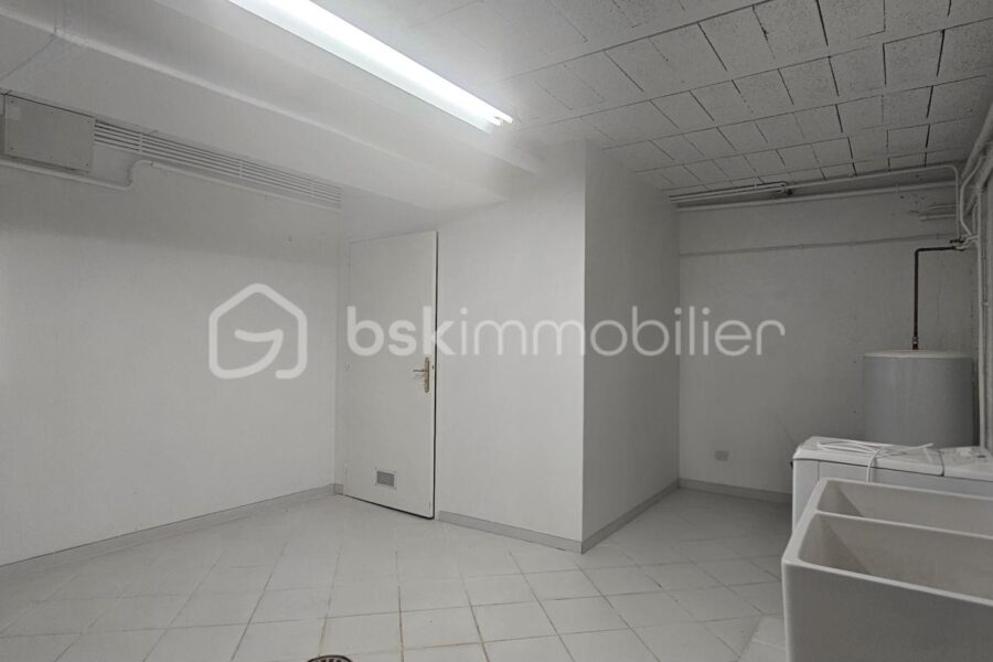 Maison à vendre à Saint remy en rollat