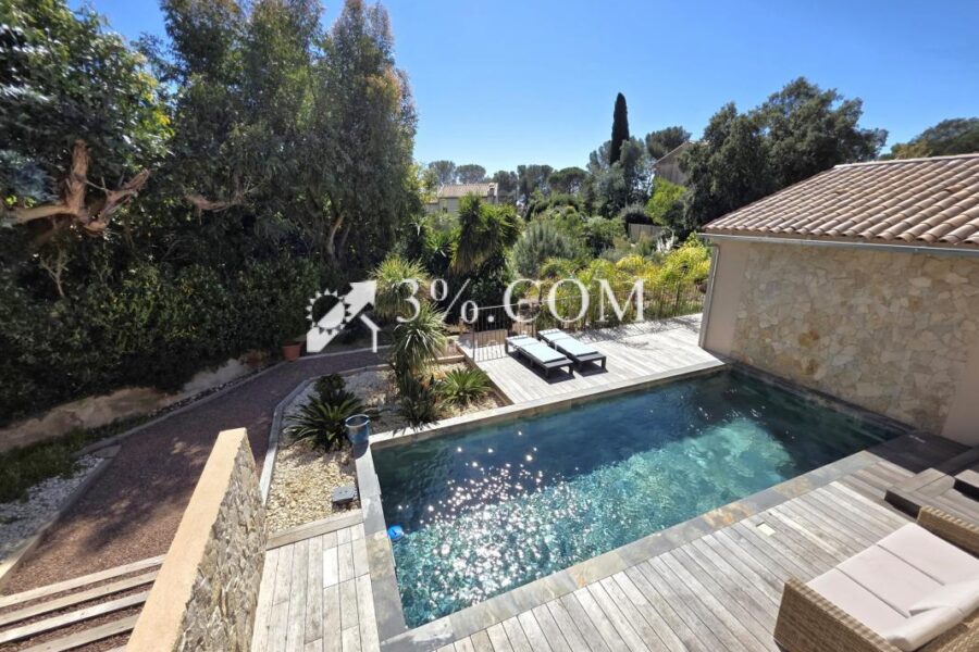 Maison à vendre à Saint raphael — Vue parc & jardin — photo 21