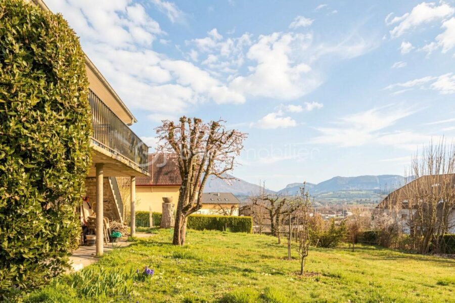 Maison à vendre à Sales