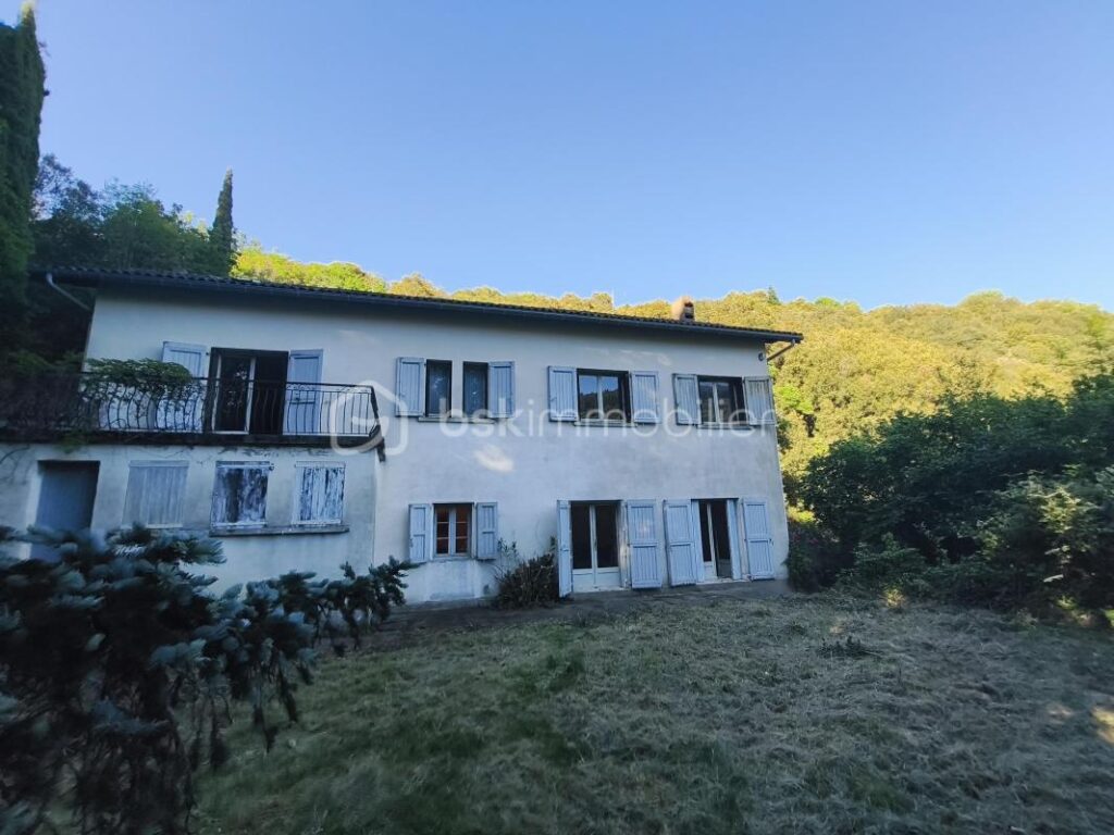 🌿 DOMAINE NATURE DE 13 HECTARES – MAISON 149 m² SAINT-PONS-DE-THOMIÈRES 🌿 – 4 pièces – 3 chambres – 149 m²