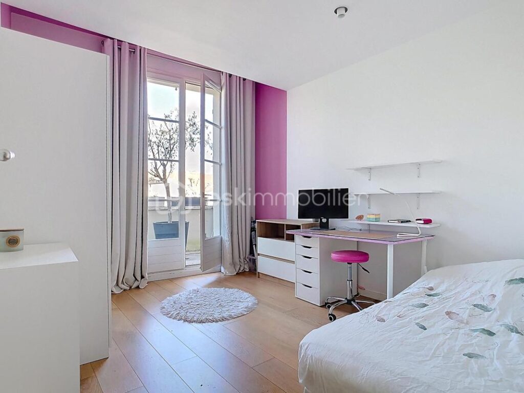 APPARTEMENT HAUT DE STANDING 215M² MEAUX CENTRE – 4 CHAMBRES – DPE C – 640 000 € – 8 pièces – 4 chambres – 162 m²