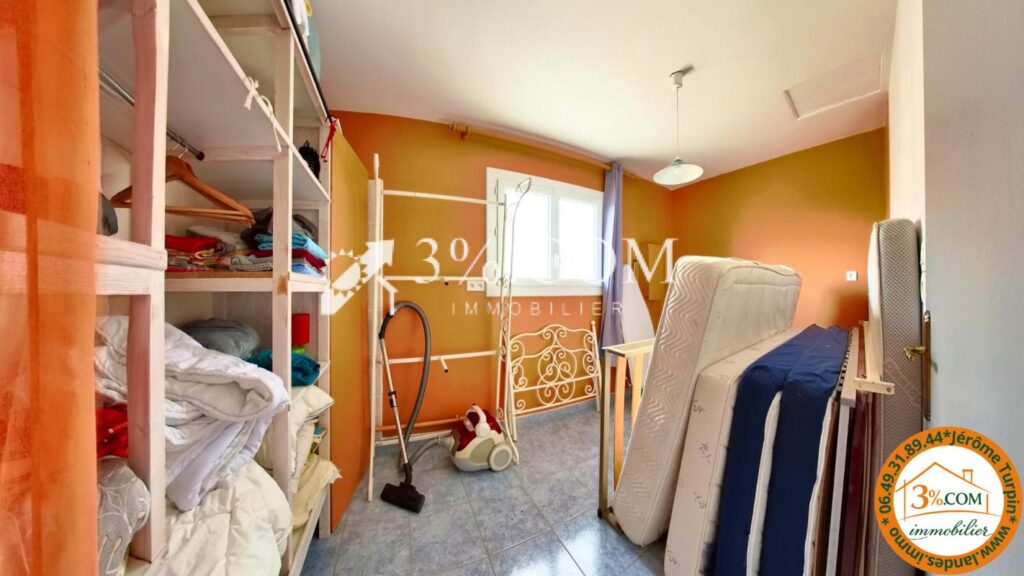Maison de caractère 7 chambres avec vue dégagée, piscine et – 9 pièces – 7 chambres – 214 m²