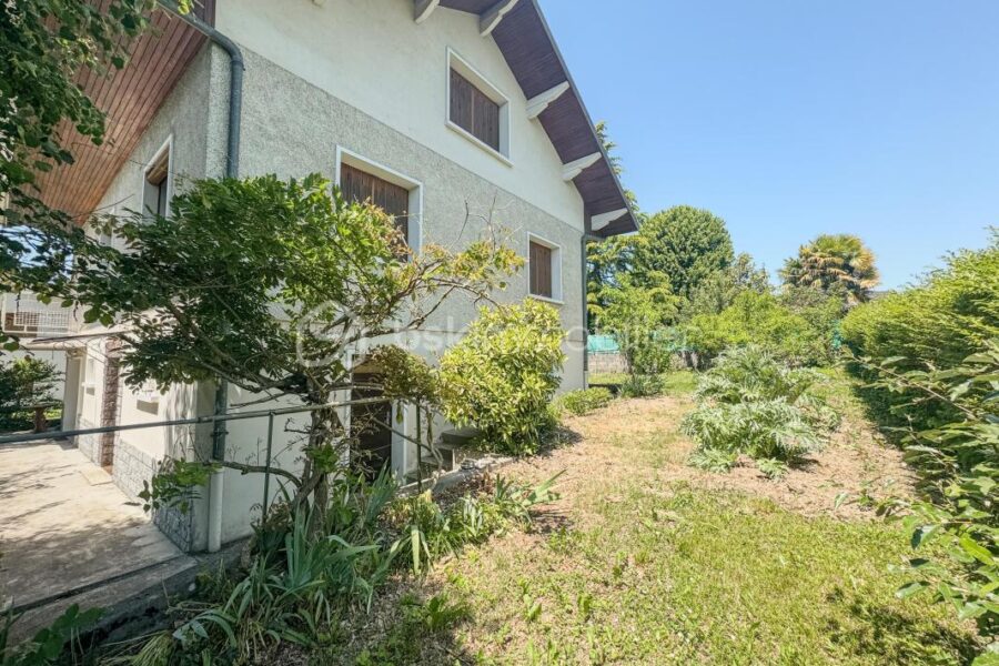 Maison à vendre à Entrelacs