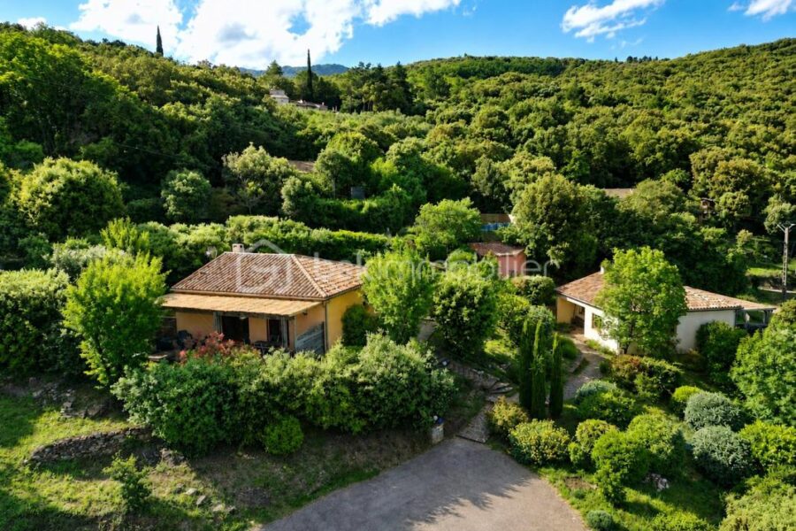 Maison à vendre à Premian