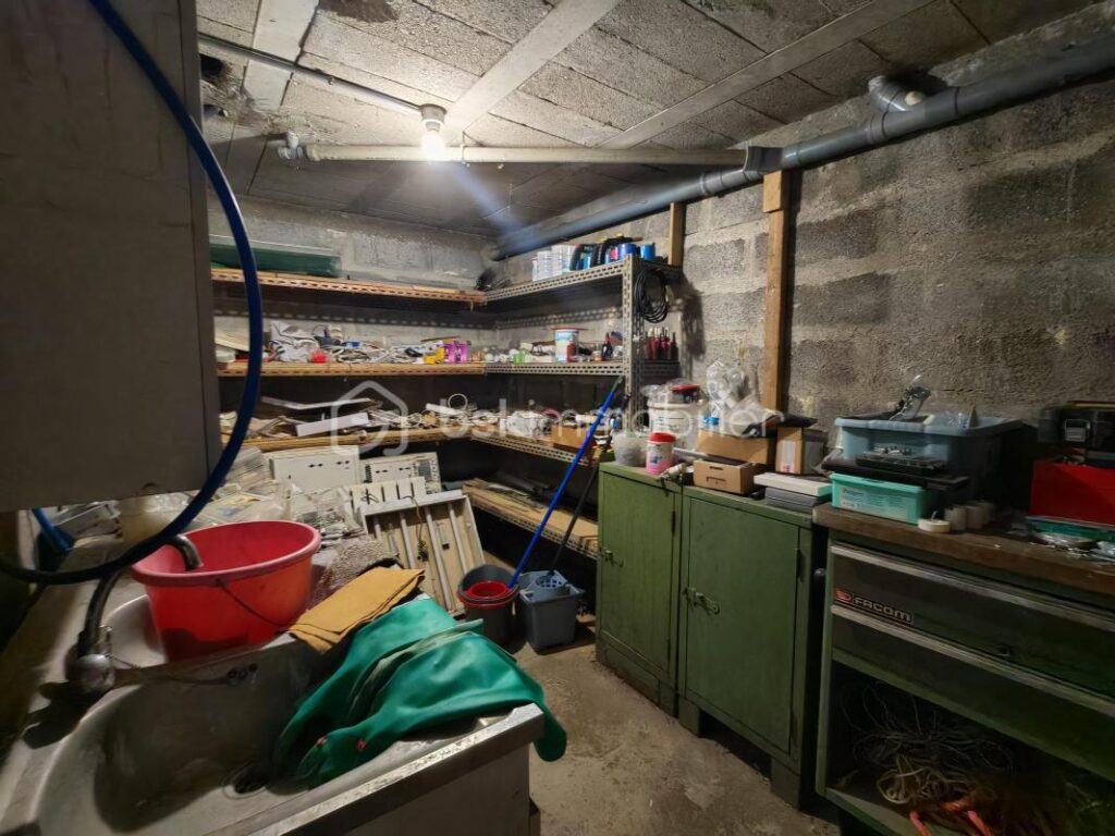 Maison familiale 5 pièces sur 3 niveaux – 137 m² – total surface au sol 250 m2 – Terrain 616m2 – Osny (95) – 5 pièces – 4 chambres – 137 m²