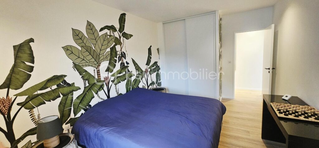 SUPERBE PROPRIETE DE 2021 AVEC SPA DE NAGE – 7 pièces – 4 chambres – 203 m²