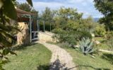 Maison de plain-pied prête à vivre avec piscine, garage et vue ouverte sur le Luberon sur terrain plat et clôturé de 1549 m² – 7 pièces – 4 chambres – 150 m²