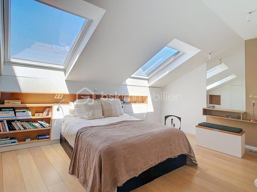 APPARTEMENT HAUT DE STANDING 215M² MEAUX CENTRE – 4 CHAMBRES – DPE C – 640 000 € – 8 pièces – 4 chambres – 162 m²