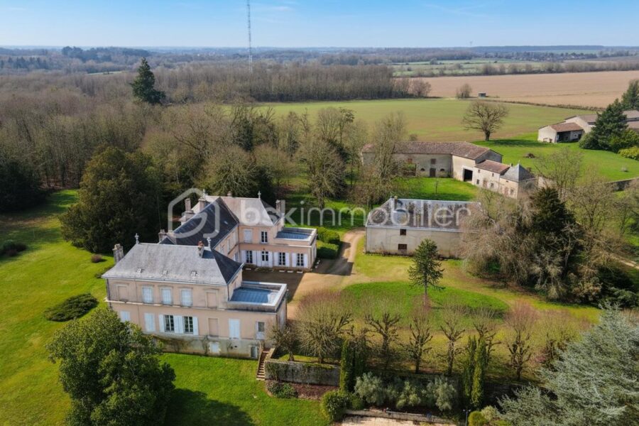 Maison à vendre à Jazeneuil