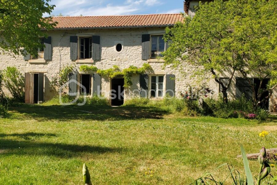 Maison à vendre à Saint maixent l ecole