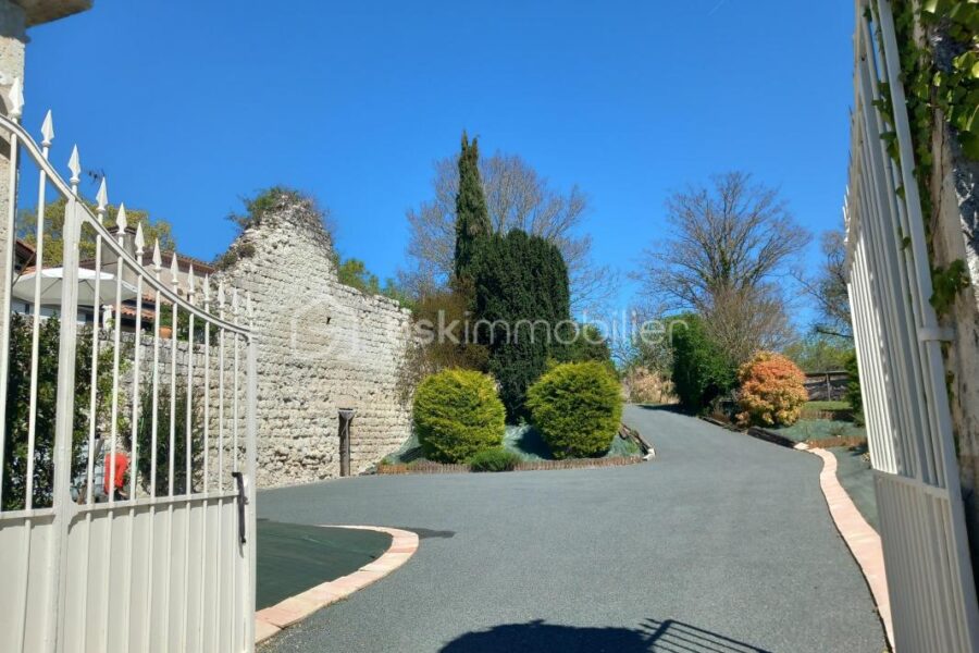 Maison à vendre à Moncaut