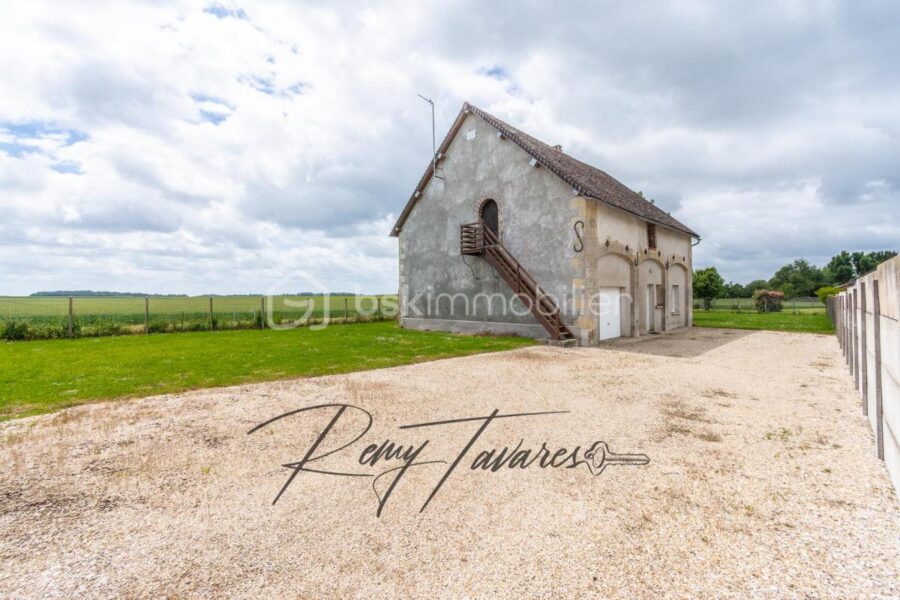 Maison à vendre à Jouy
