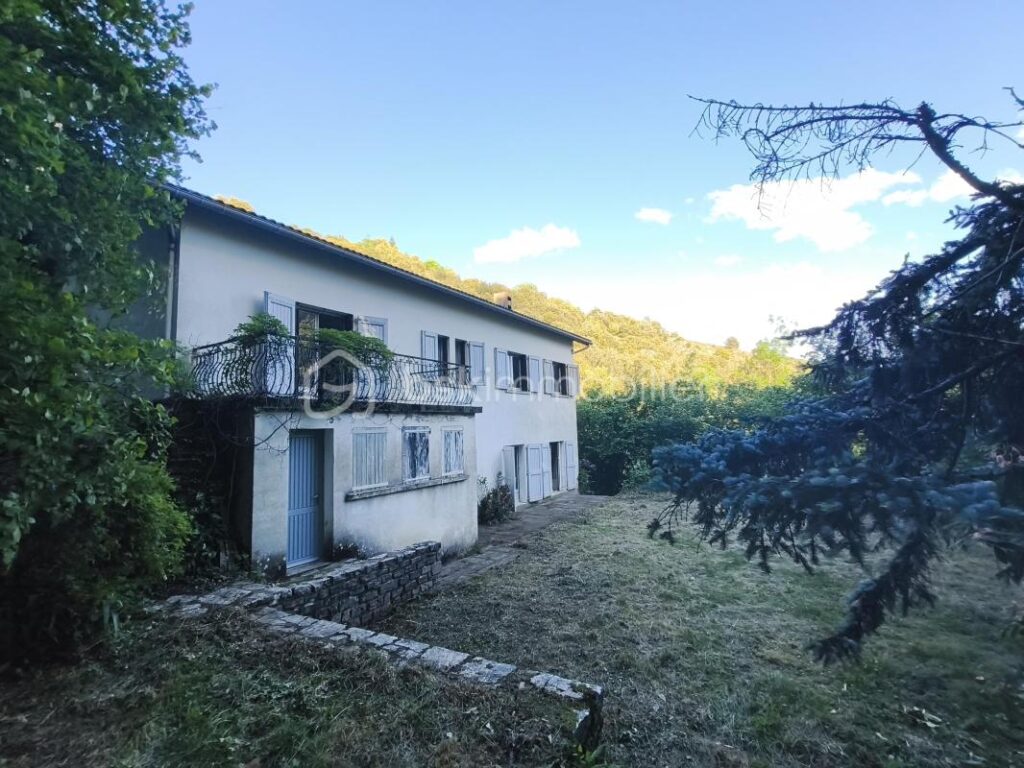 🌿 DOMAINE NATURE DE 13 HECTARES – MAISON 149 m² SAINT-PONS-DE-THOMIÈRES 🌿 – 4 pièces – 3 chambres – 149 m²