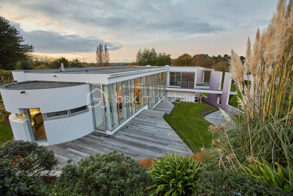 Propriété d’exception à Étables-sur-Mer – 7 pièces – 4 chambres – 248 m²