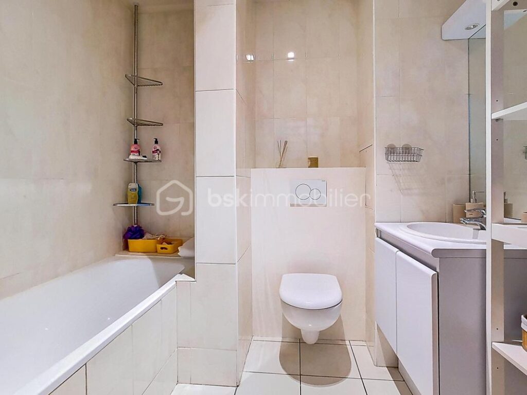 APPARTEMENT HAUT DE STANDING 215M² MEAUX CENTRE – 4 CHAMBRES – DPE C – 640 000 € – 8 pièces – 4 chambres – 162 m²