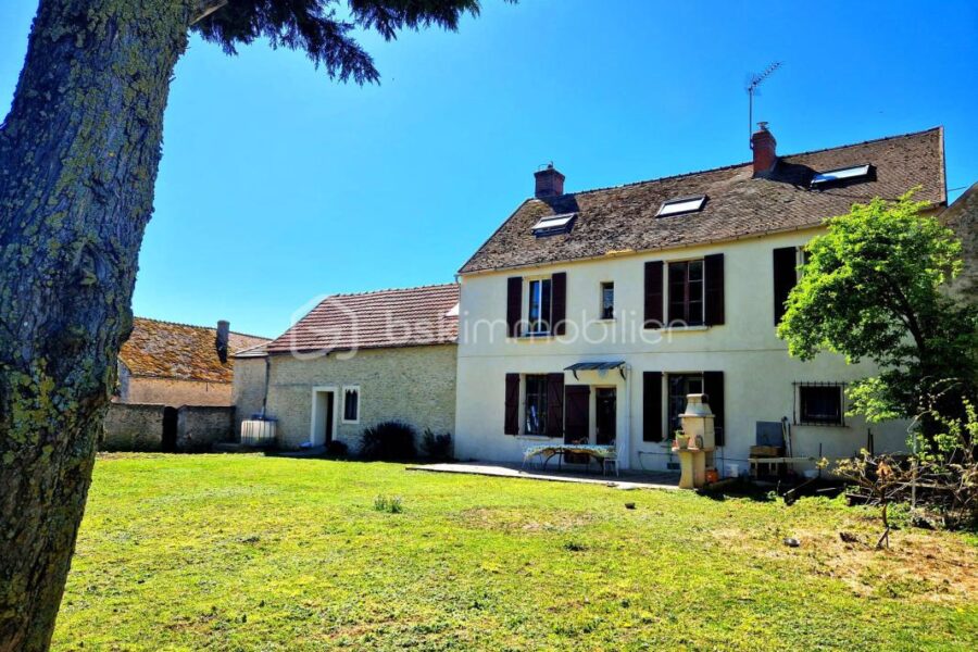 Maison à vendre à Ablis