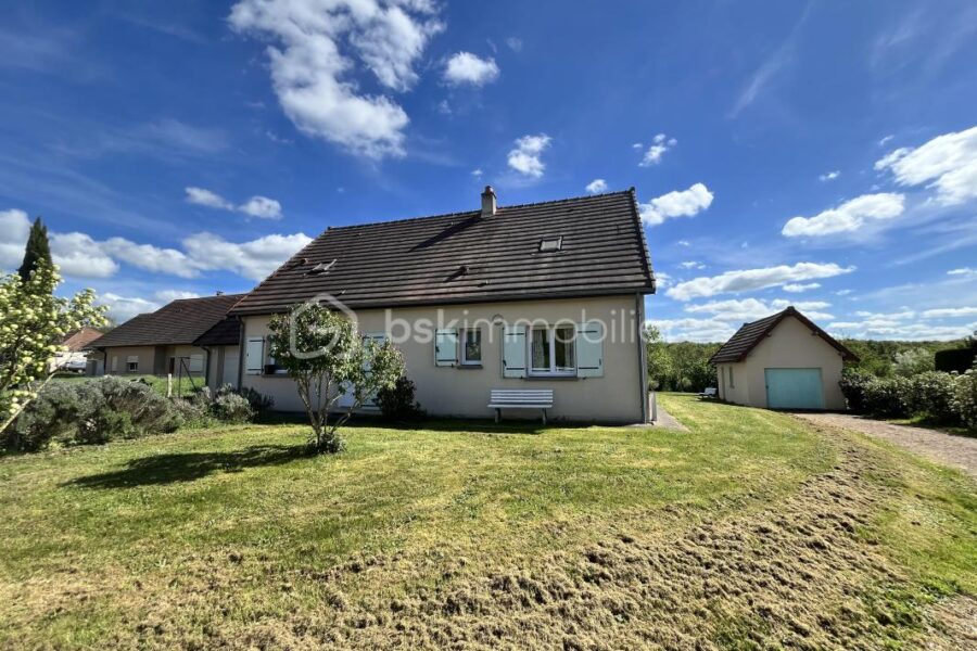 Maison à vendre à Champvoux