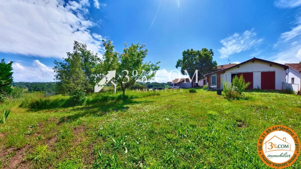 Maison de caractère 7 chambres avec vue dégagée, piscine et – 9 pièces – 7 chambres – 214 m²