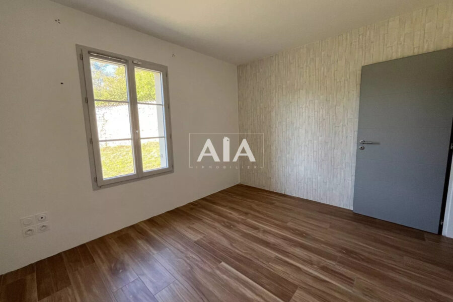 Maison à vendre à Montignac Charente