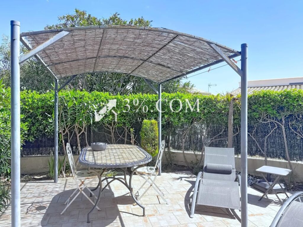 Charmant pavillon 4 pièces de 32.5 m2 avec terrasse de 32 m2 – 4 pièces – 2 chambres – 32 m²