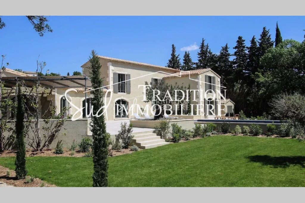 vente maison 7 Pièce(s) – 7 pièces – NR chambres – 222.00 m²