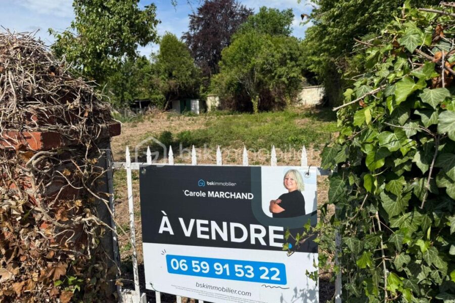 Terrain à vendre à Saint christophe sur le nais