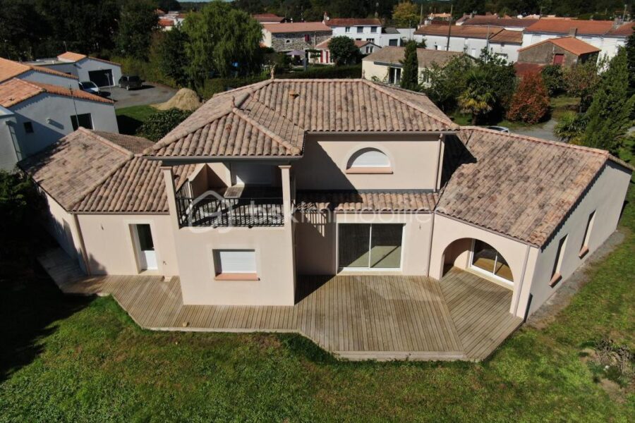 Maison à vendre à Chauche