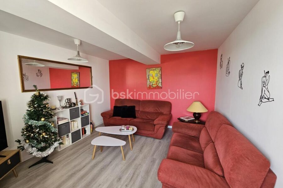 Maison à vendre à Ferriere larcon