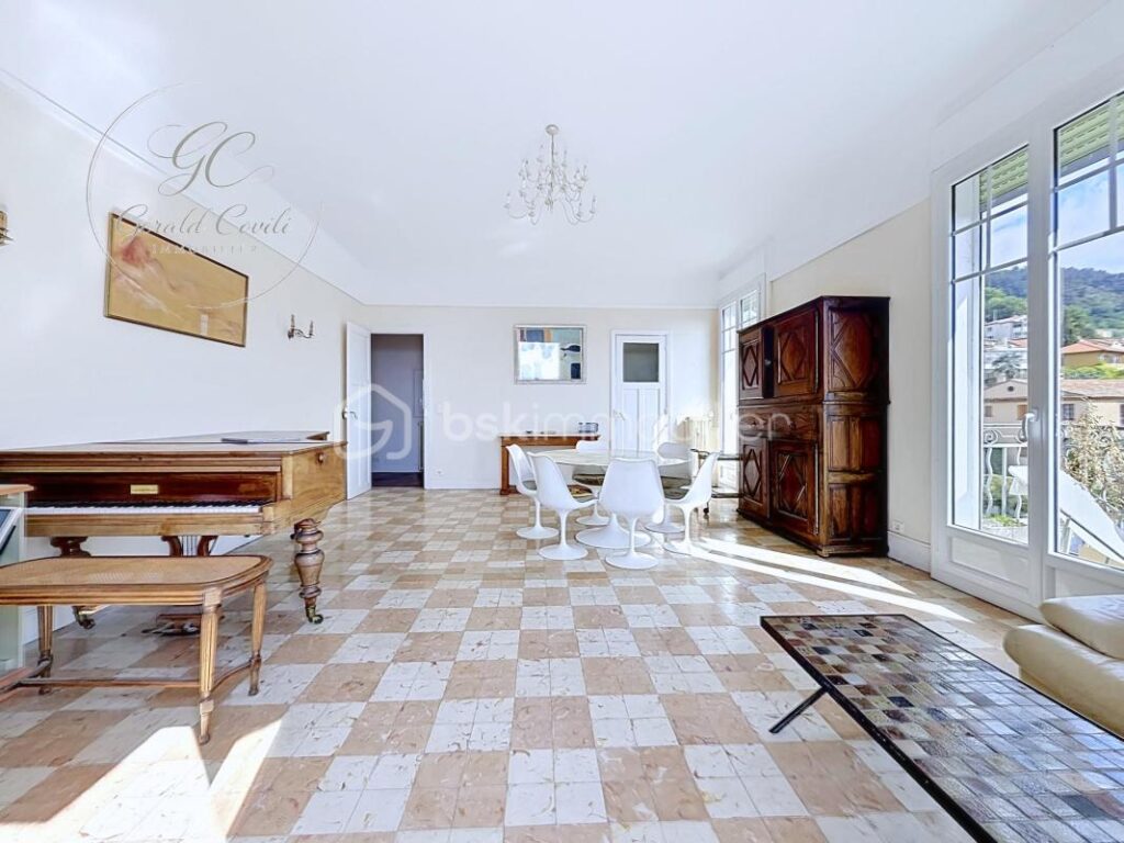 APPARTEMENT 3 PIECES DE 103 M² AVEC UNE VUE SPECTACULAIRE MER SITUE A GRASSE – 3 pièces – 2 chambres – 103 m²