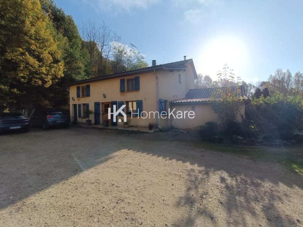 DOMAINE EXEPTIONNEL – 10 pièces – 6 chambres – 350 m²