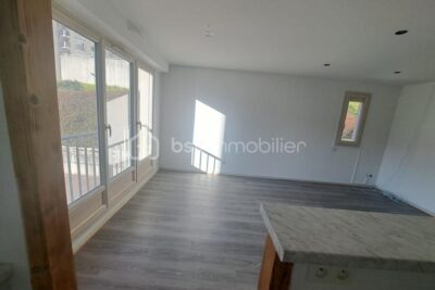 appartement type 3 lumineux avec vue dégagée, ascenseur, parking couvert et cave – 4 pièces – 2 chambres – 67 m²