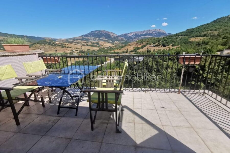 Maison à vendre à Thoard — Vue montagne — photo 3
