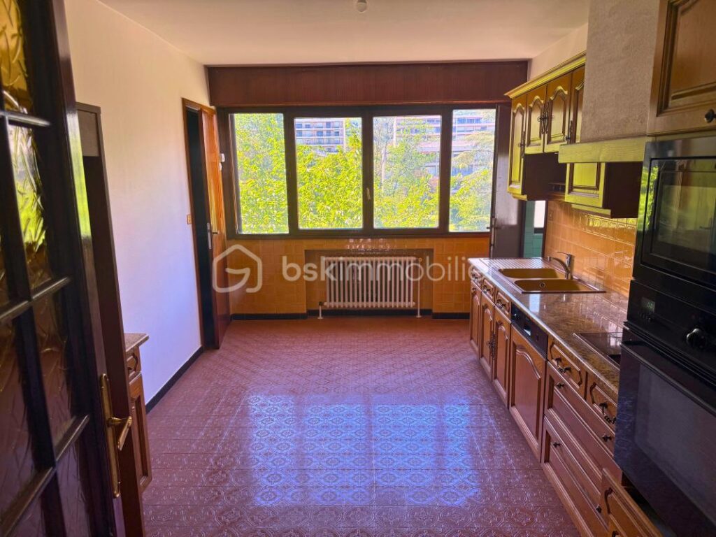 Appartement T3 évolutif T4 – 114 m² – 3 pièces – 2 chambres – 113 m²