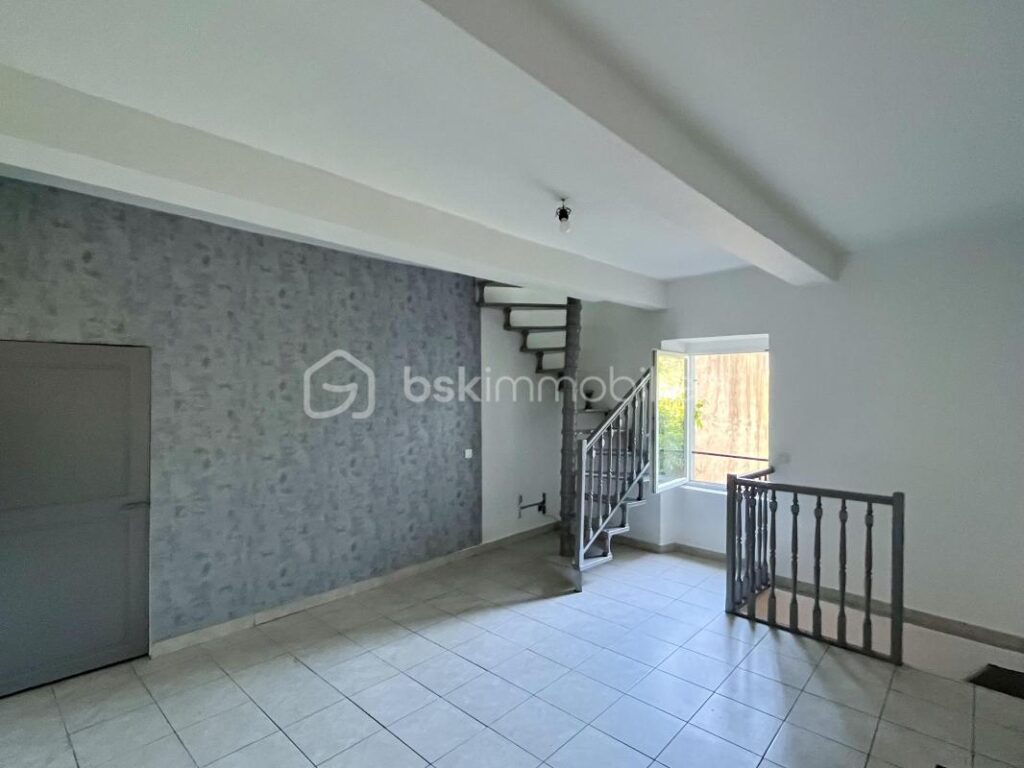 Maison de village avec vue dégagée, située au calme – 4 pièces – 2 chambres – 50 m²