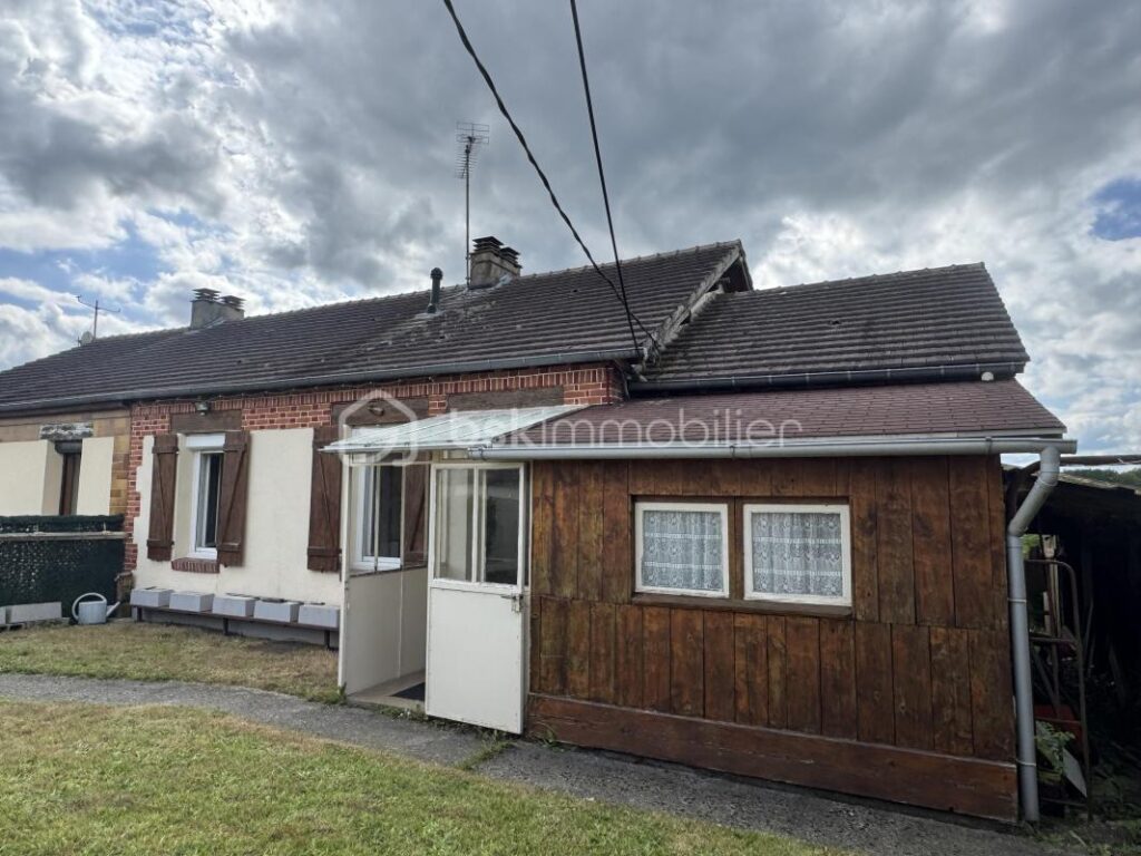 Découvrez le charme authentique d&rsquo;une maison des années 20 ! – 4 pièces – 2 chambres – 61 m²