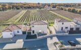 *** VILLA CONTEMPORAINE DE 130M2 AVEC GARAGE ET PISCINE – ARPAILLARGUES ET AUREILLAC *** – 5 pièces – 4 chambres – 120 m²