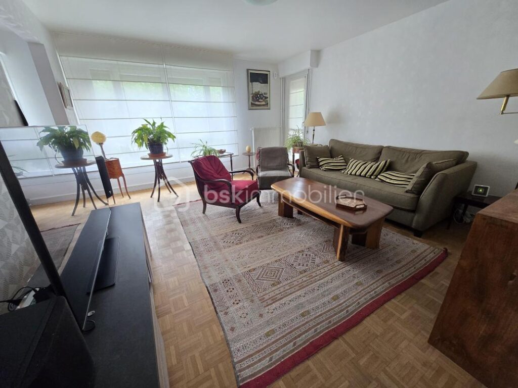 Magnifique appartement de type T4 de 79m² à Nevers – 4 pièces – 2 chambres – 79 m²
